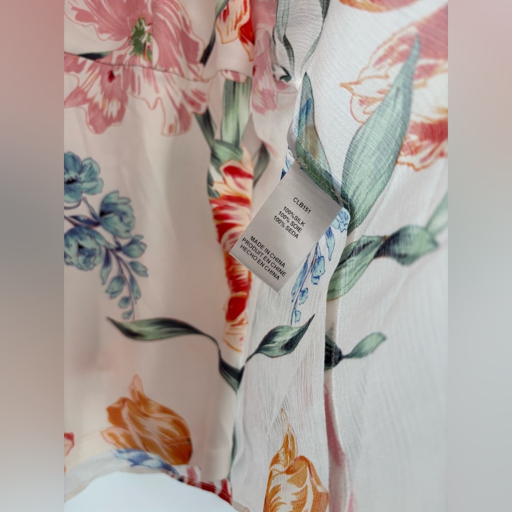 Christy Lynn 2 piece silk top set - Picture 3 of 7